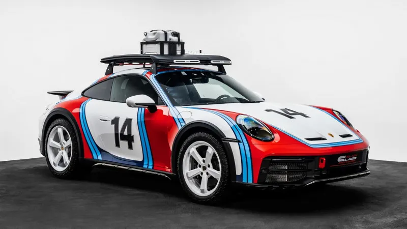 2023 Porsche 911 Carrera in Dubai