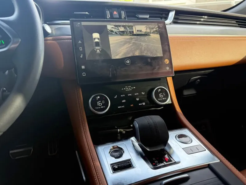 2024 Jaguar F-Pace in Dubai