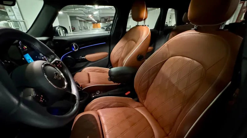 2023 Mini Cooper SE in Dubai
