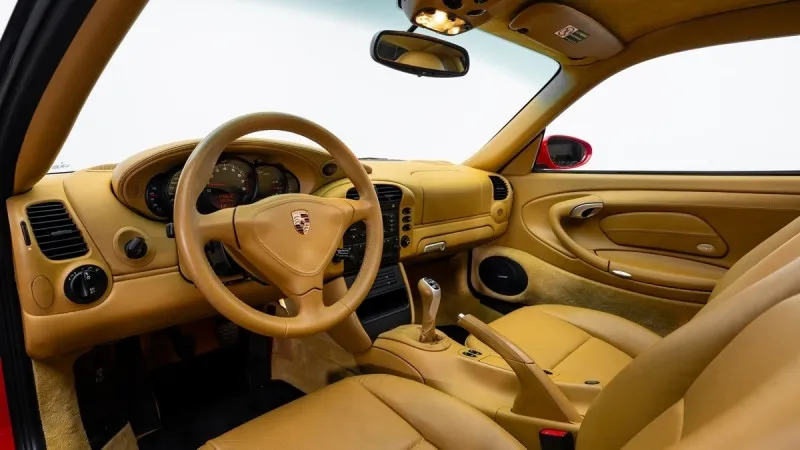 2002 Porsche 911 Carrera in Dubai
