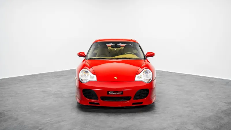 2002 Porsche 911 Carrera in Dubai