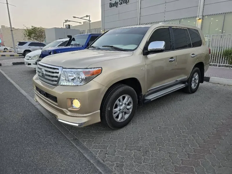 2011 Toyota Land Cruiser in Dubai