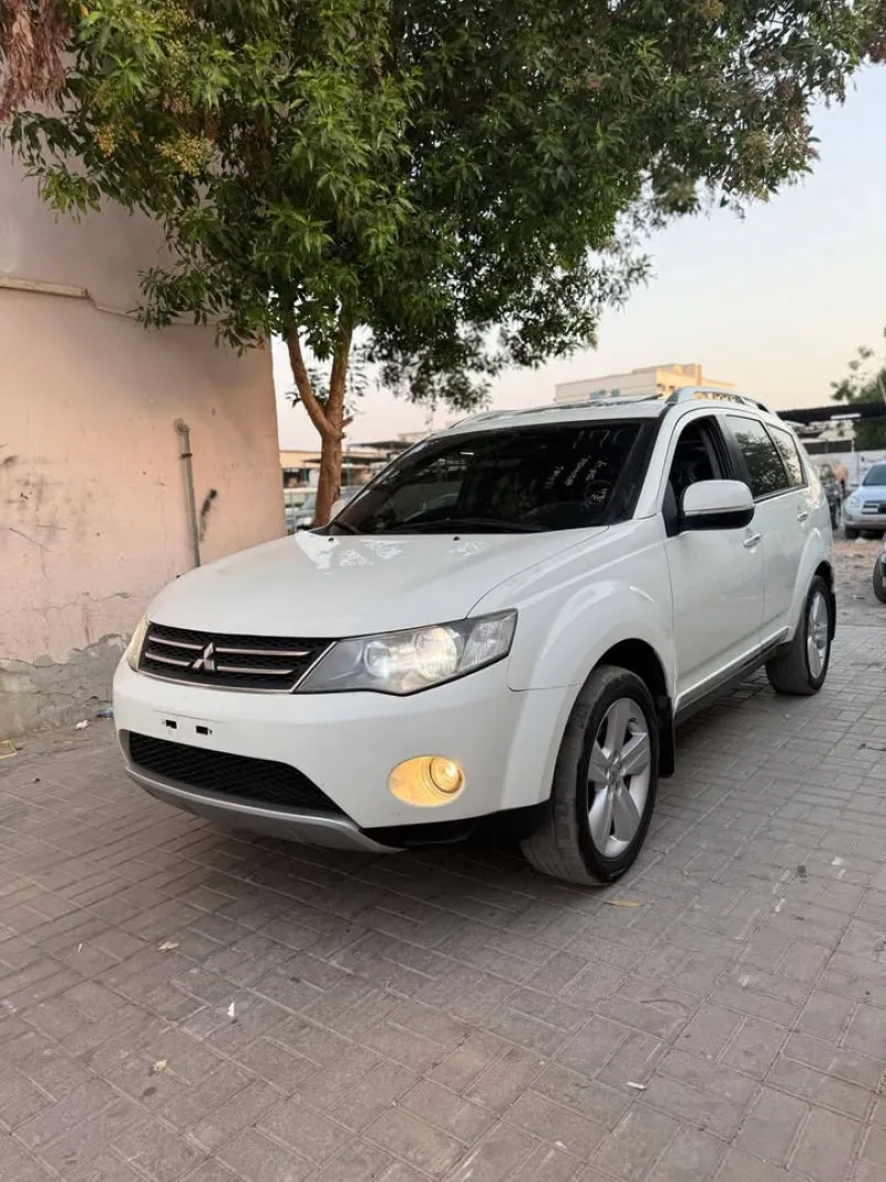 2009 Mitsubishi Outlander in Dubai