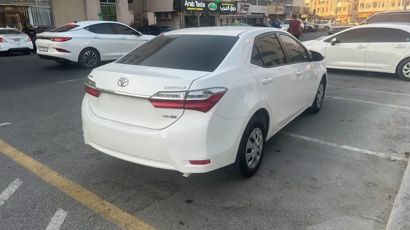 2018 تويوتا كورولا in Dubai