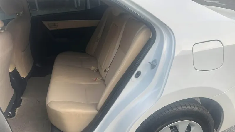 2018 تويوتا كورولا in Dubai