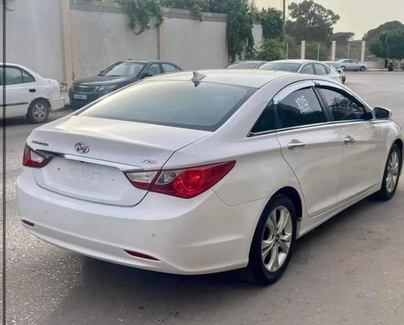 2011 Hyundai Sonata in Dubai