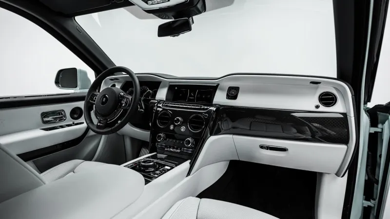2024 Rolls Royce Cullinan in Dubai