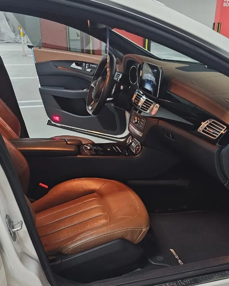 2016 Mercedes-Benz CLS in Dubai