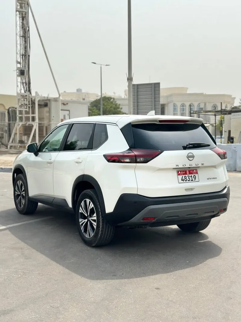 2023 Nissan Rogue in Dubai