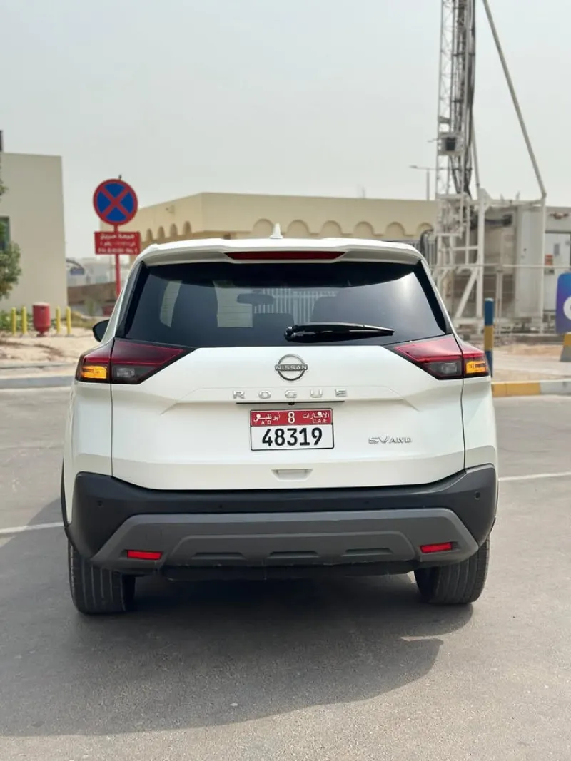 2023 Nissan Rogue in Dubai