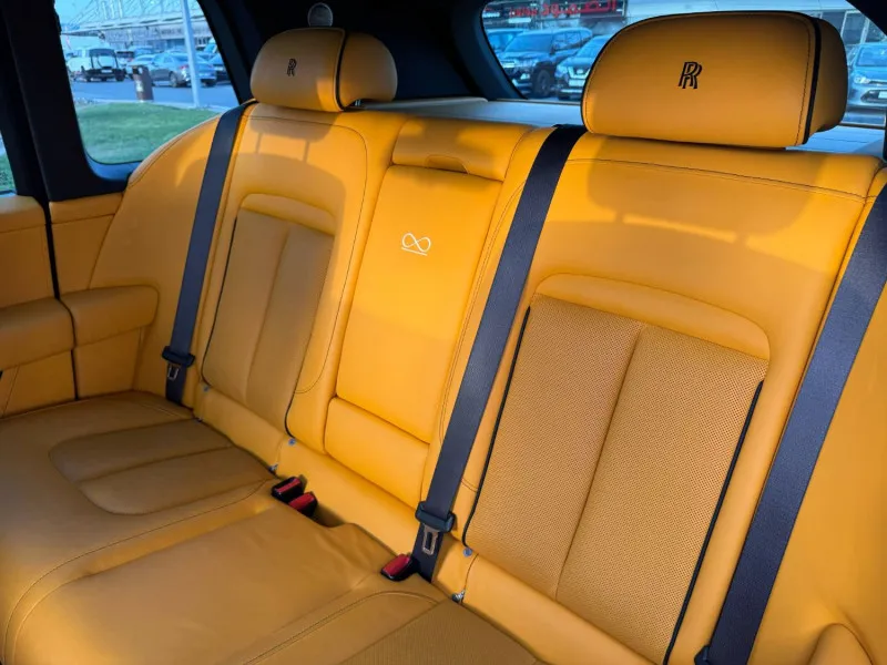2022 Rolls Royce Cullinan in Dubai