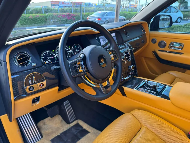 2022 Rolls Royce Cullinan in Dubai