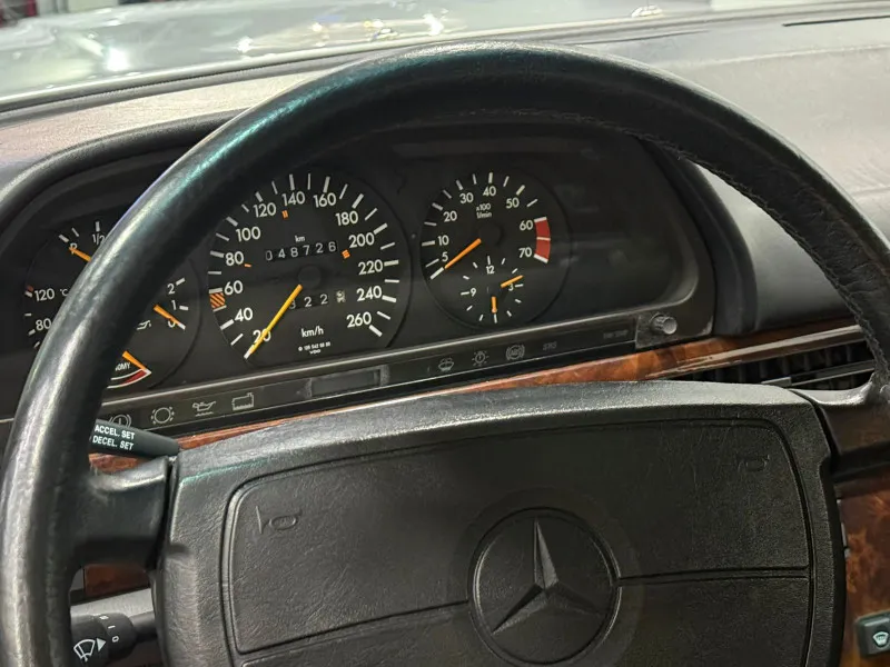1991 Mercedes-Benz 500 560 in Dubai