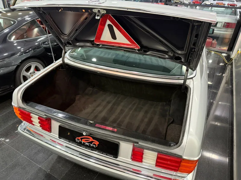 1991 Mercedes-Benz 500 560 in Dubai