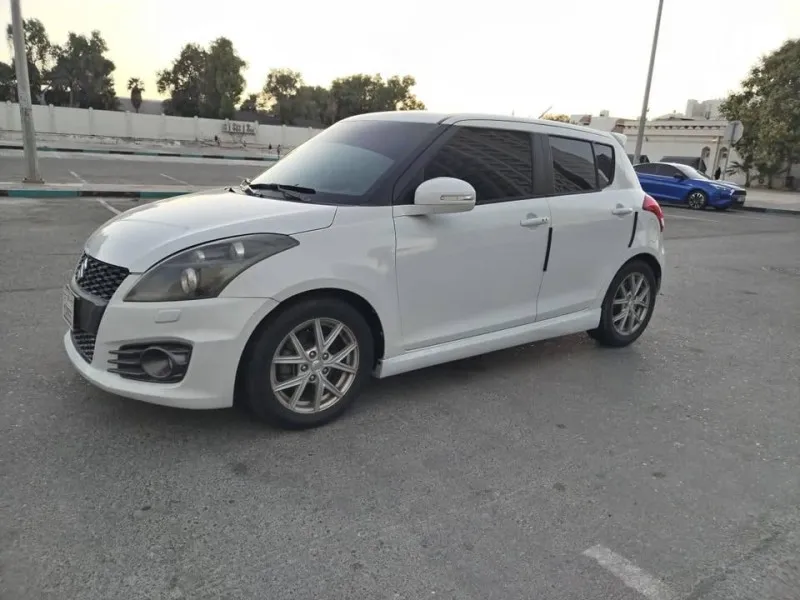 2015 سوزوكي سوفت in Dubai