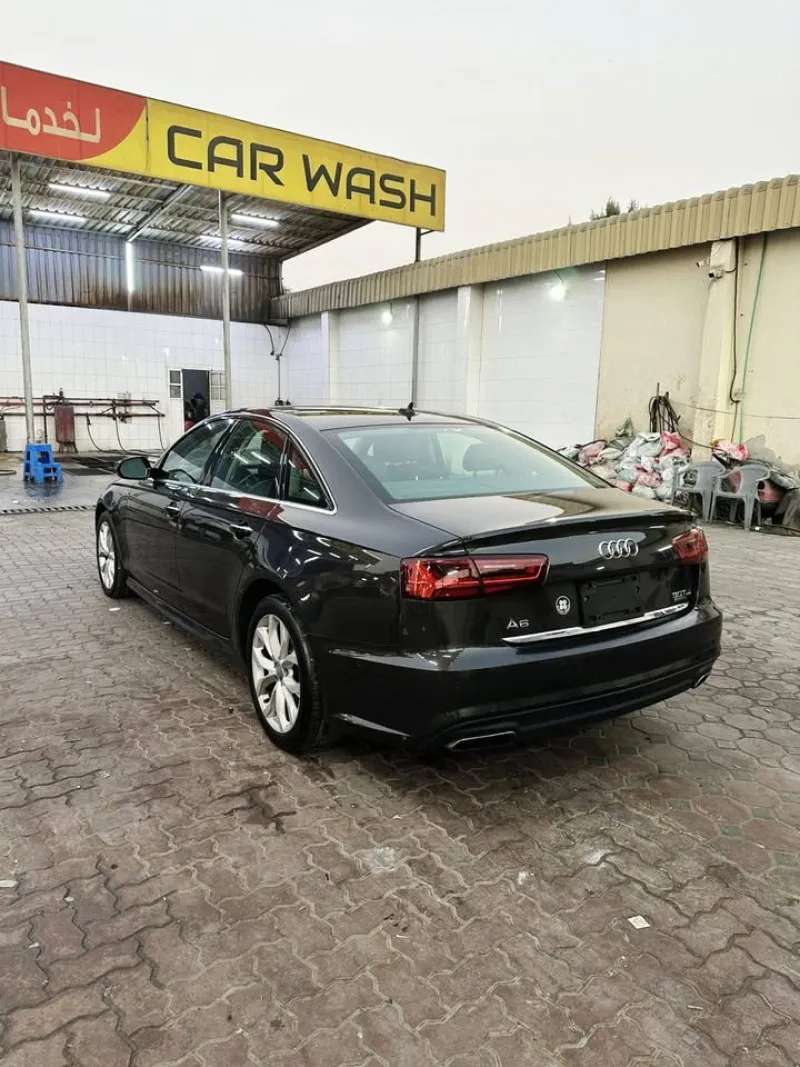 2017 اودي آي ٦ in Dubai