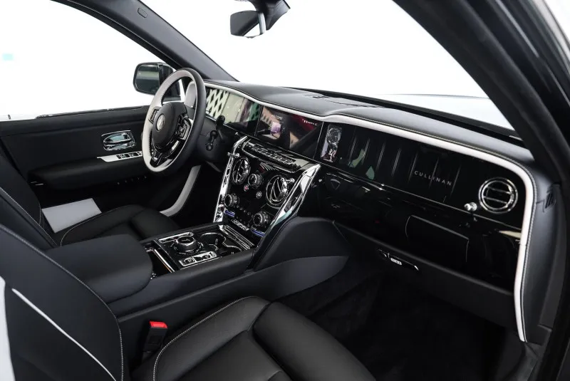 2025 Rolls Royce Cullinan in Dubai
