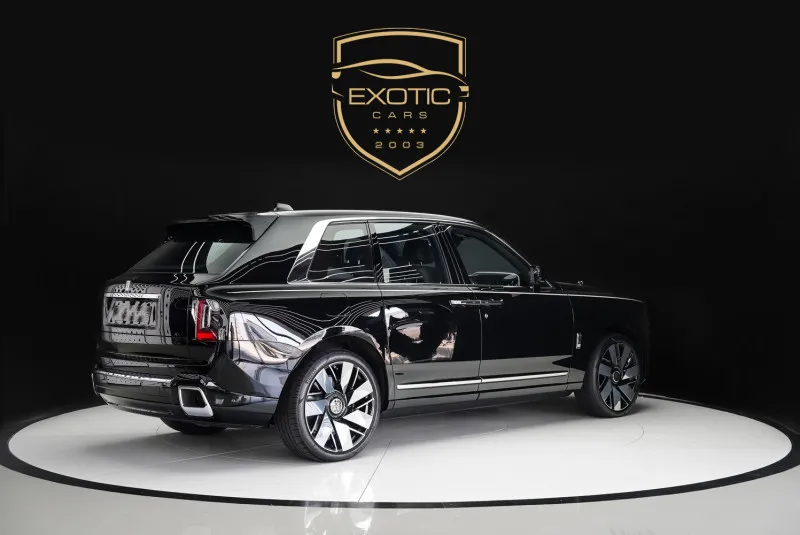 2025 Rolls Royce Cullinan in Dubai
