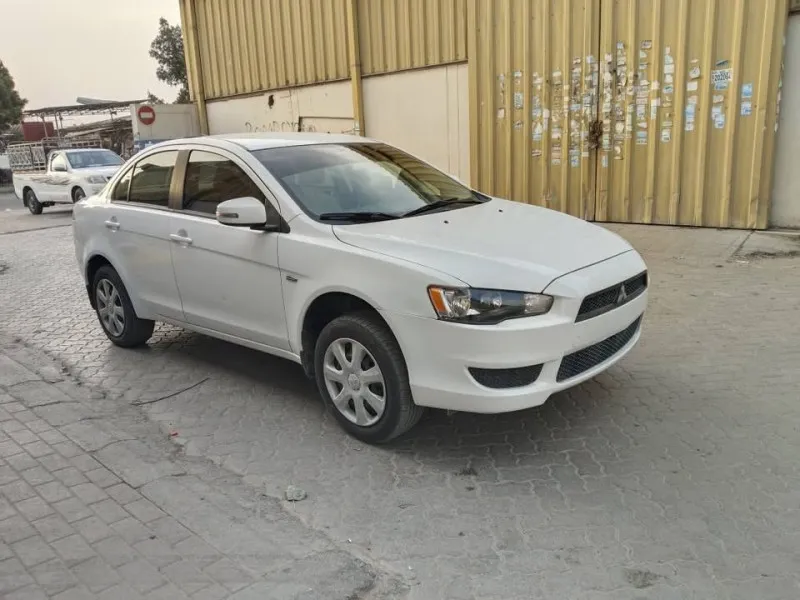 2016 ميتسوبيشي لانسر in Dubai