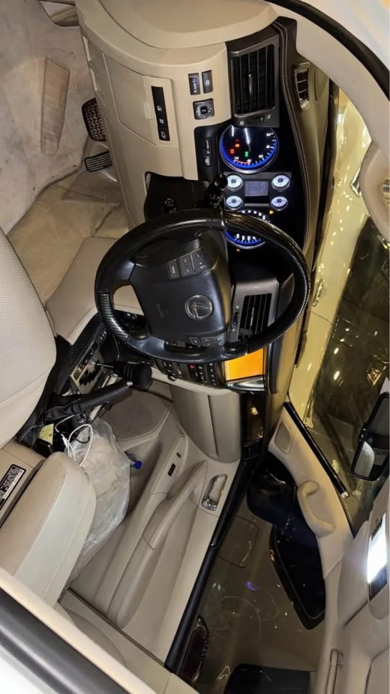 2010 Lexus LX 570 in Dubai