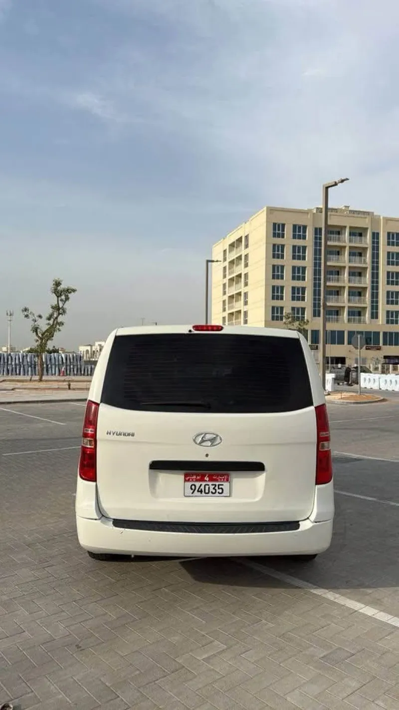 2020 هيونداي إتش١ in Dubai