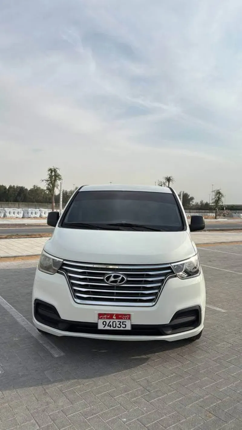 2020 هيونداي إتش١ in Dubai