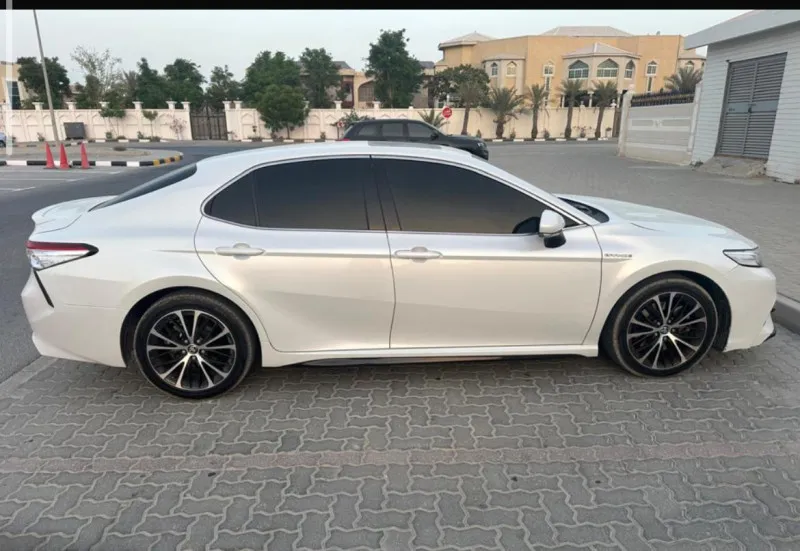 2020 تويوتا كامري in Dubai