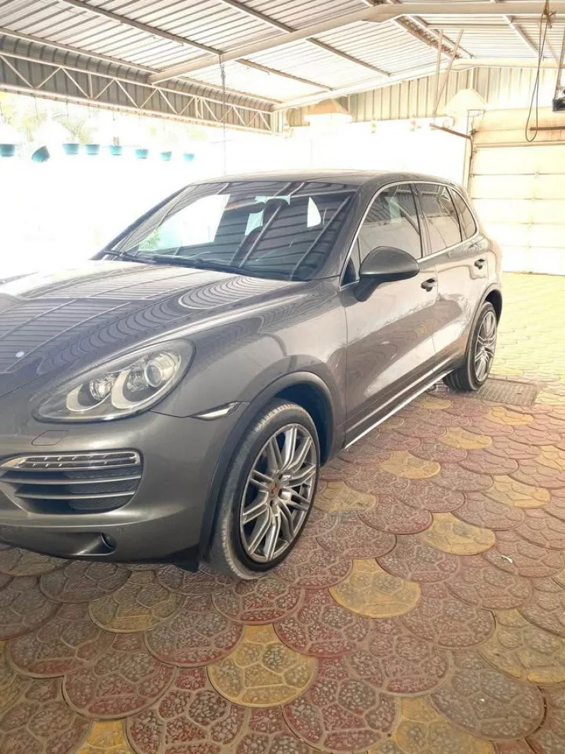 2014 بورش كاين in Dubai