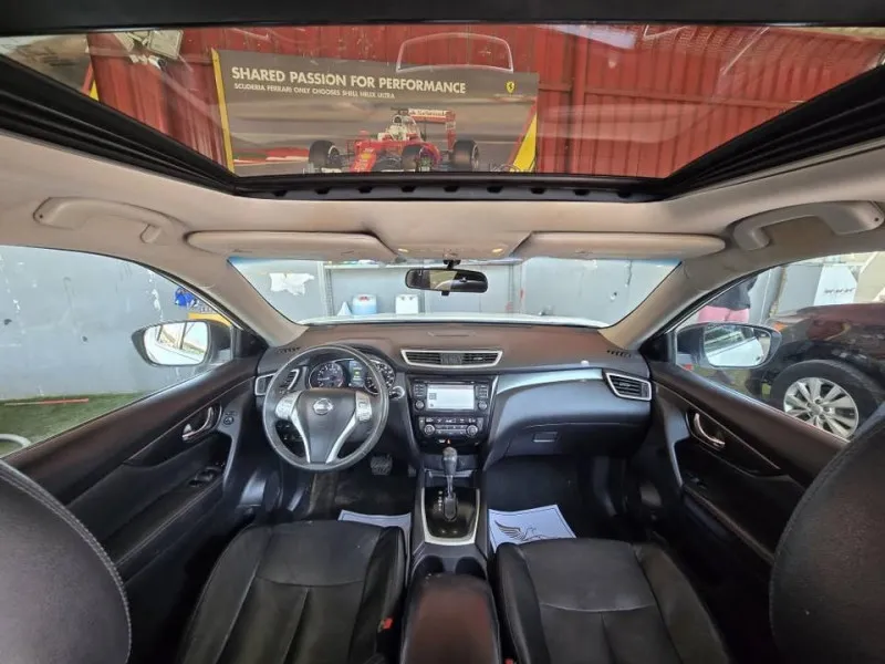 2015 Nissan Rogue in Dubai