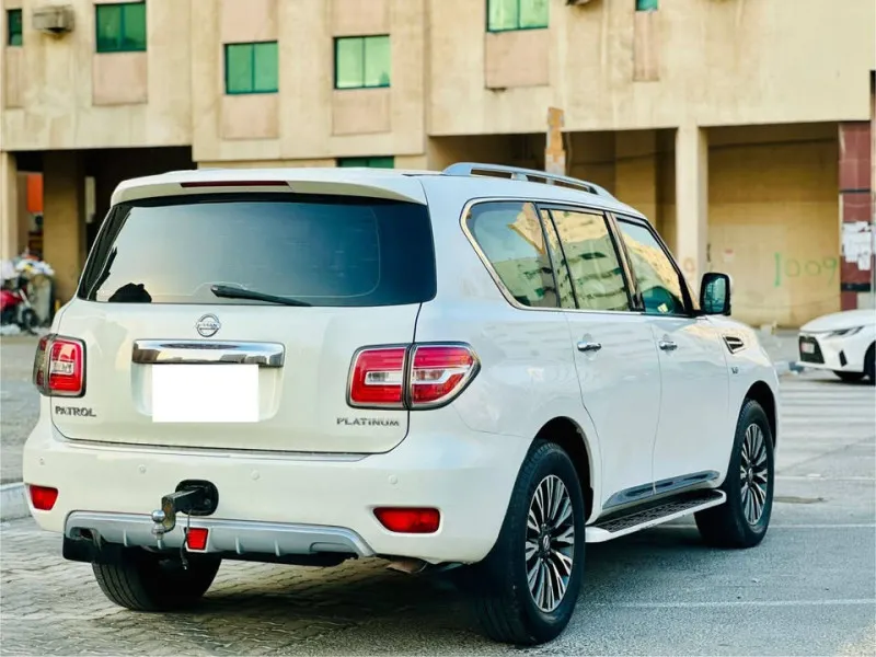 2014 Nissan Patrol in Dubai