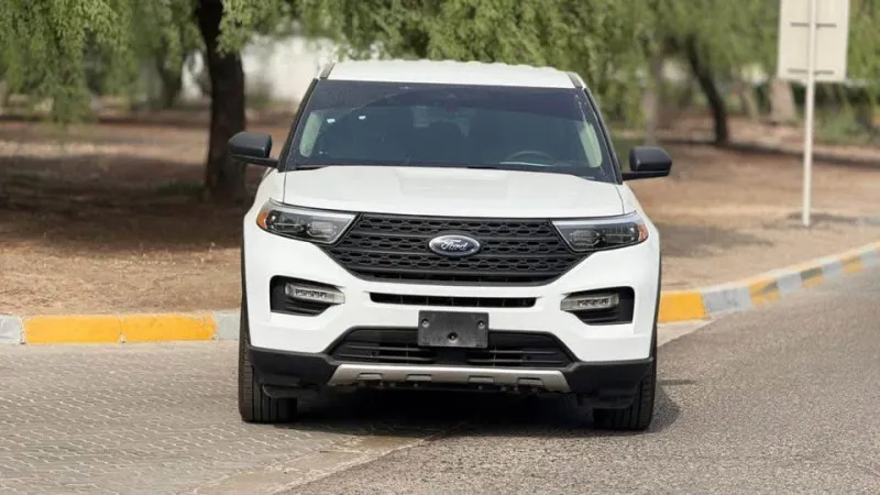 2022 Ford Explorer in Dubai