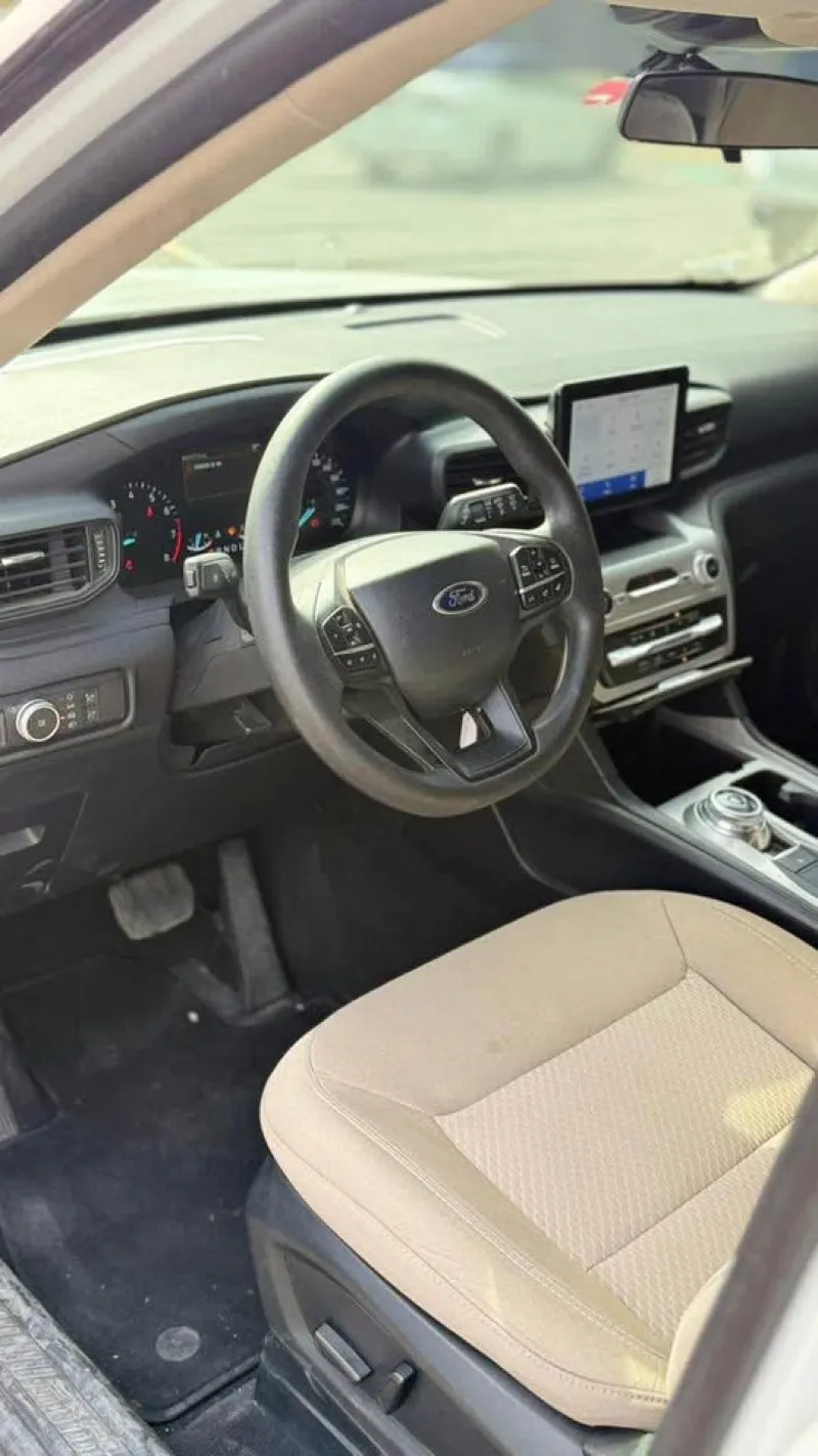 2022 Ford Explorer in Dubai