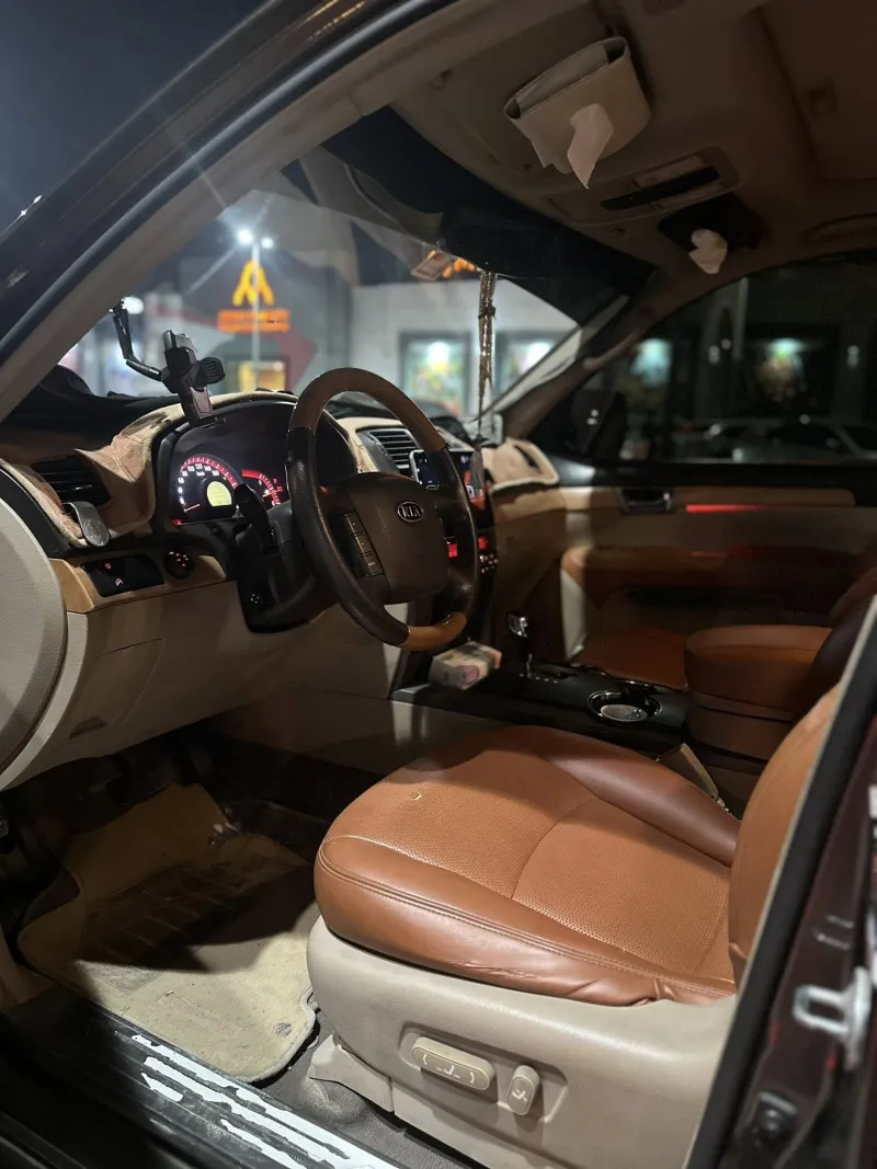 2010 Kia Mohave in Dubai