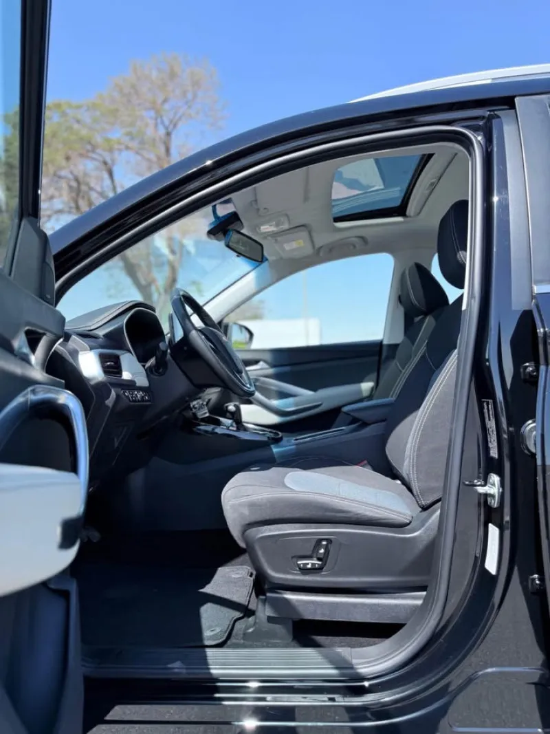 2023 Chevrolet Captiva in Dubai