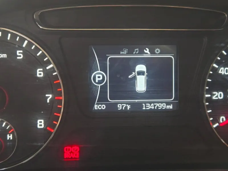 2016 Kia Sorento in Dubai