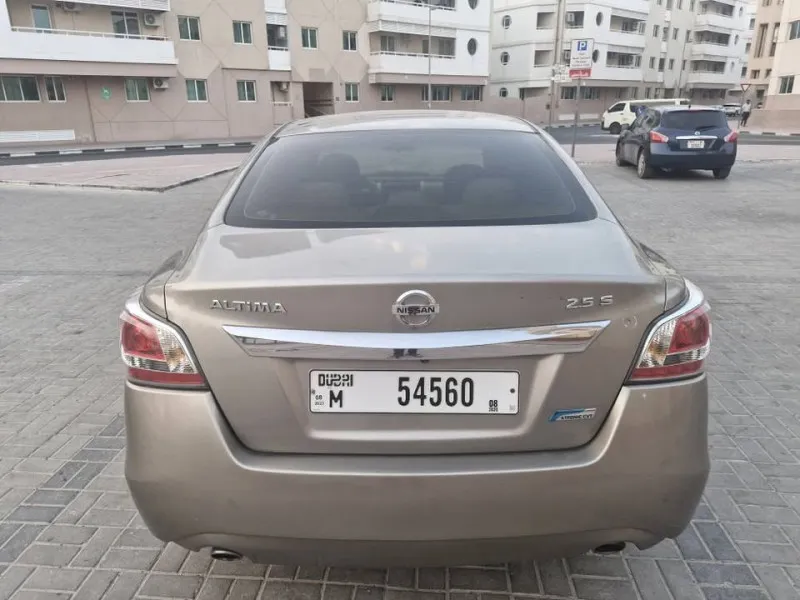 2015 Nissan Altima in Dubai