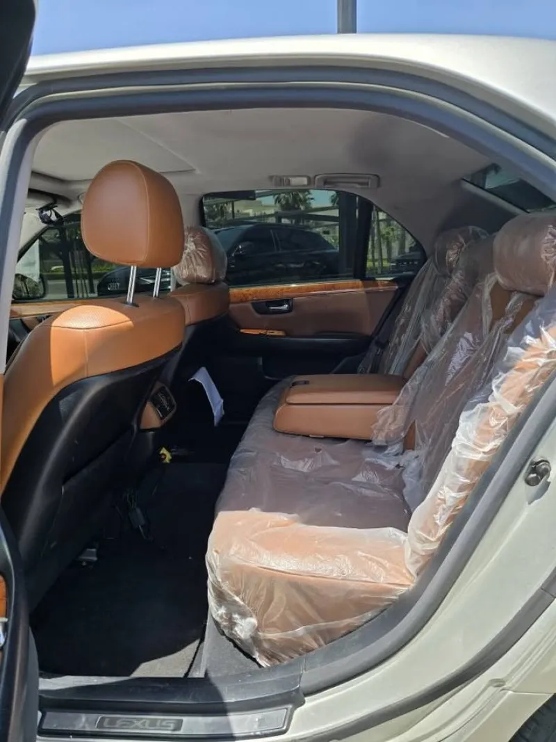 2003 Lexus LS 430 in Dubai