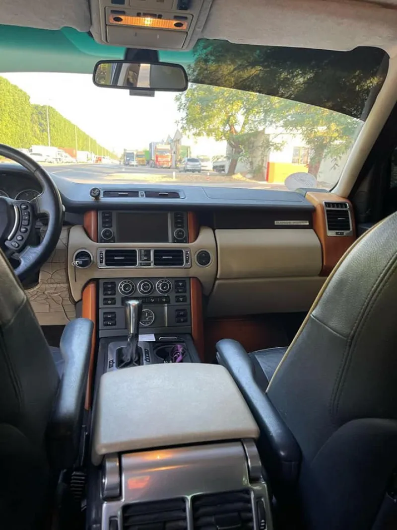 2008 Land Rover Range Rover in Dubai