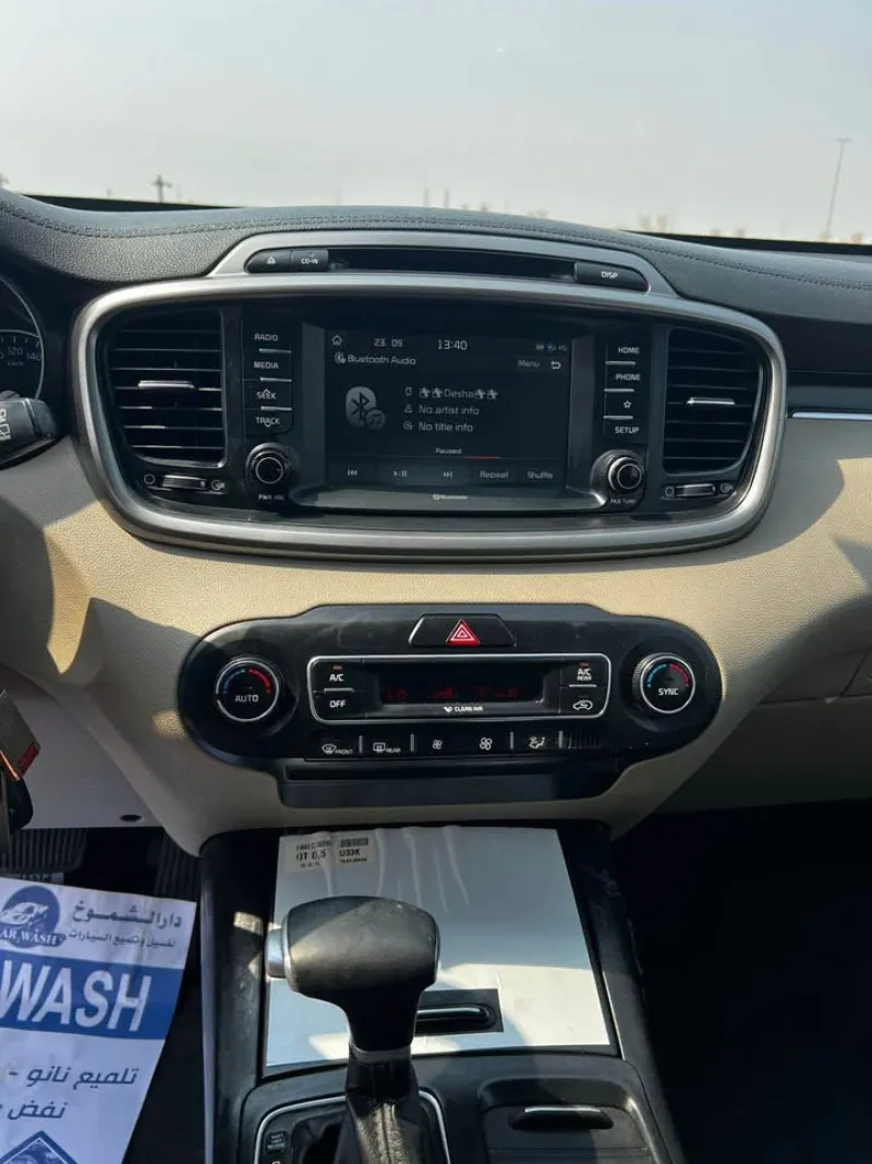 2020 Kia Sorento in Dubai