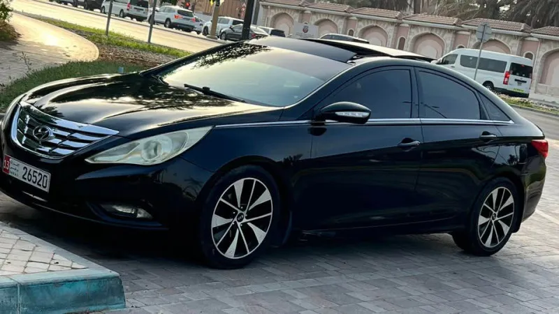 2012 هيونداي سوناتا in Dubai