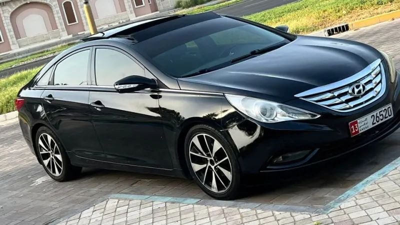 2012 هيونداي سوناتا in Dubai
