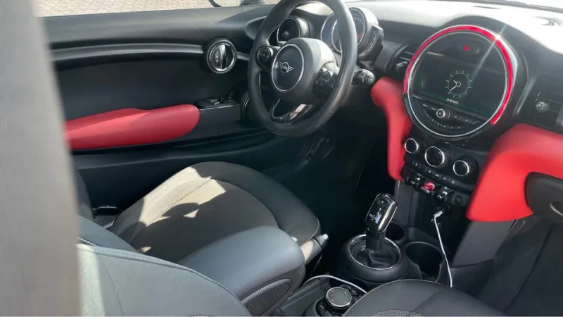 2020 Mini Cooper in Dubai