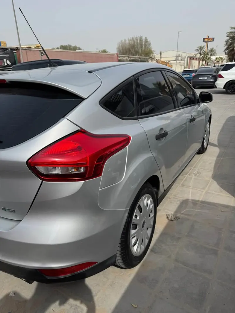 2017 فورد فوكس in Dubai