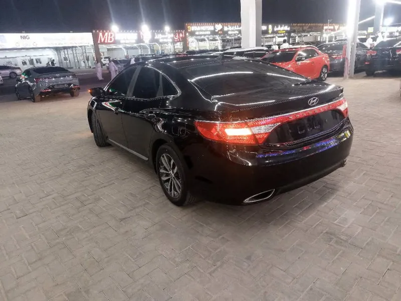 2013 هيونداي أزيرا in Dubai