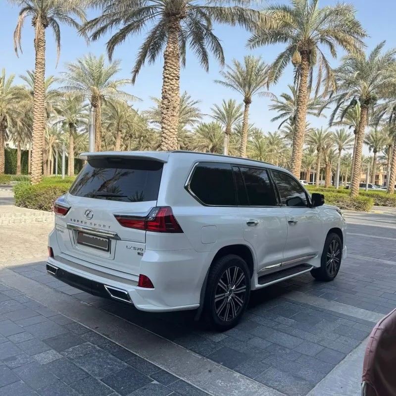 2016 لكزس أل أكس ٥٧٠ in Dubai