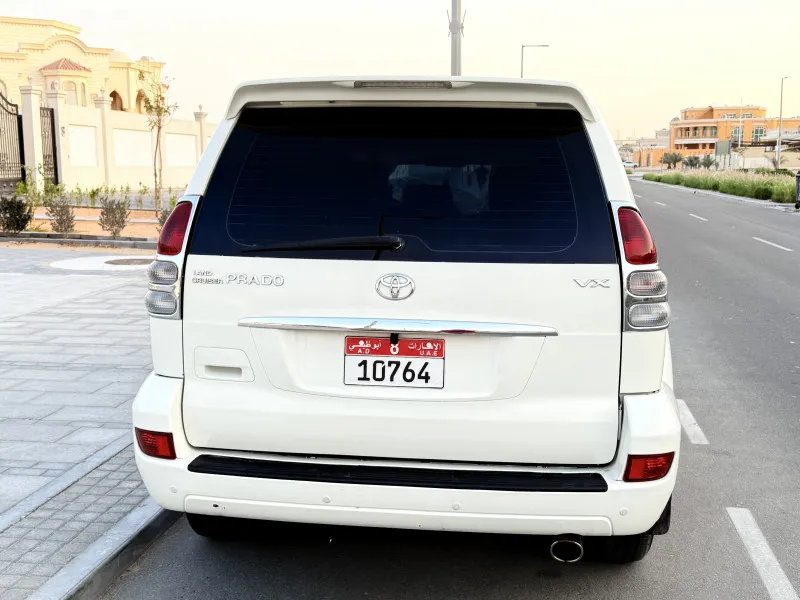 2006 تويوتا برادو in Dubai
