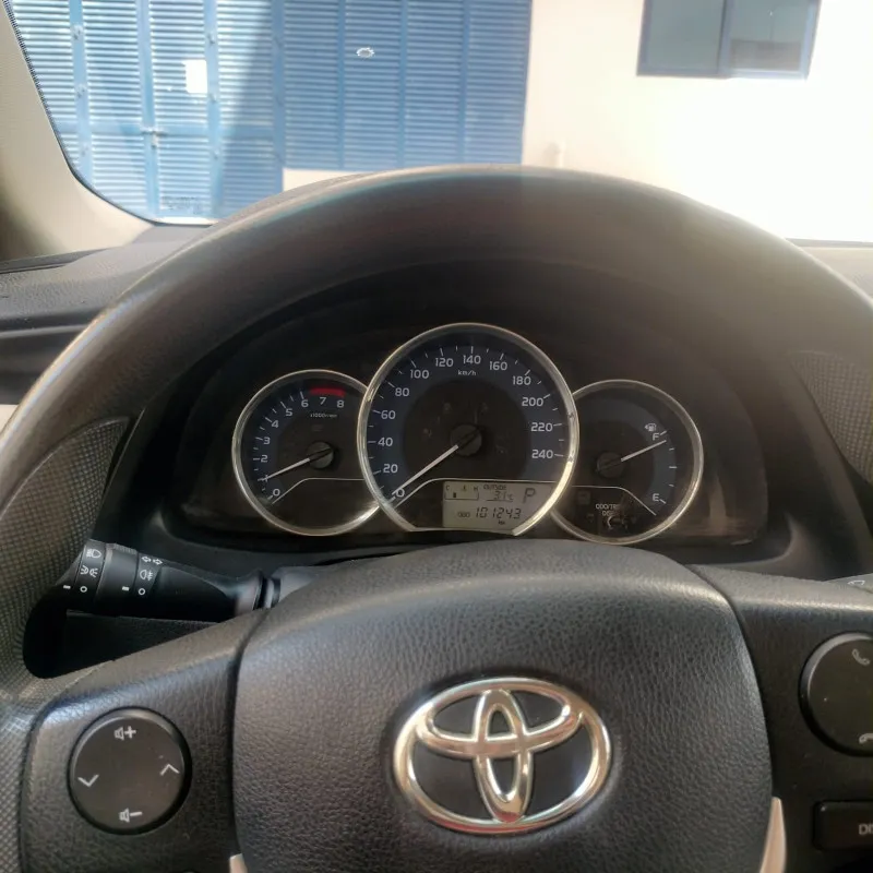 2019 تويوتا كورولا in Dubai