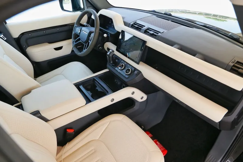 2020 Land Rover Defender in Dubai