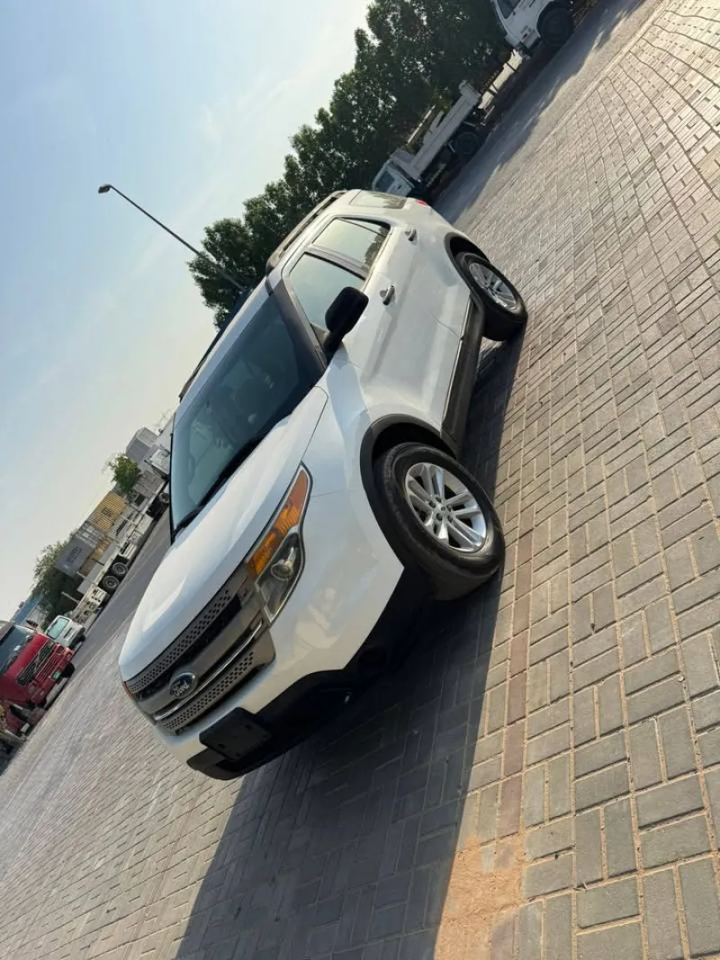 2013 Ford Explorer in Dubai