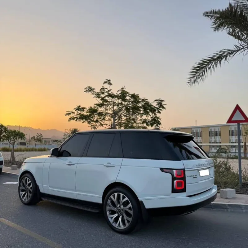 2015 Land Rover Range Rover in Dubai